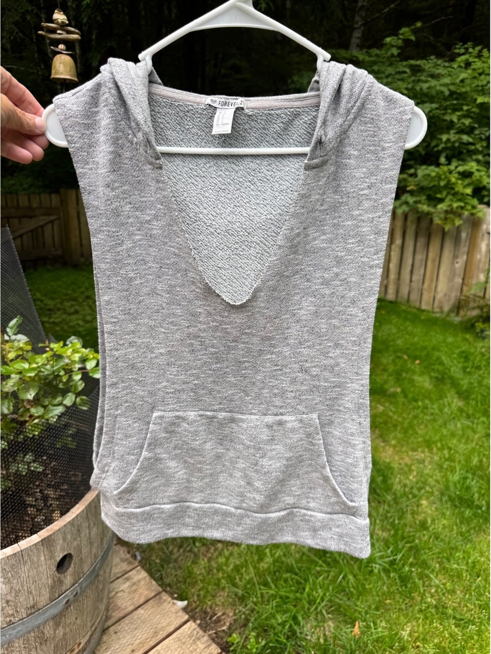 Forever 21 Gray Sleeveless Hoodie Sweatshirt Top Size Small